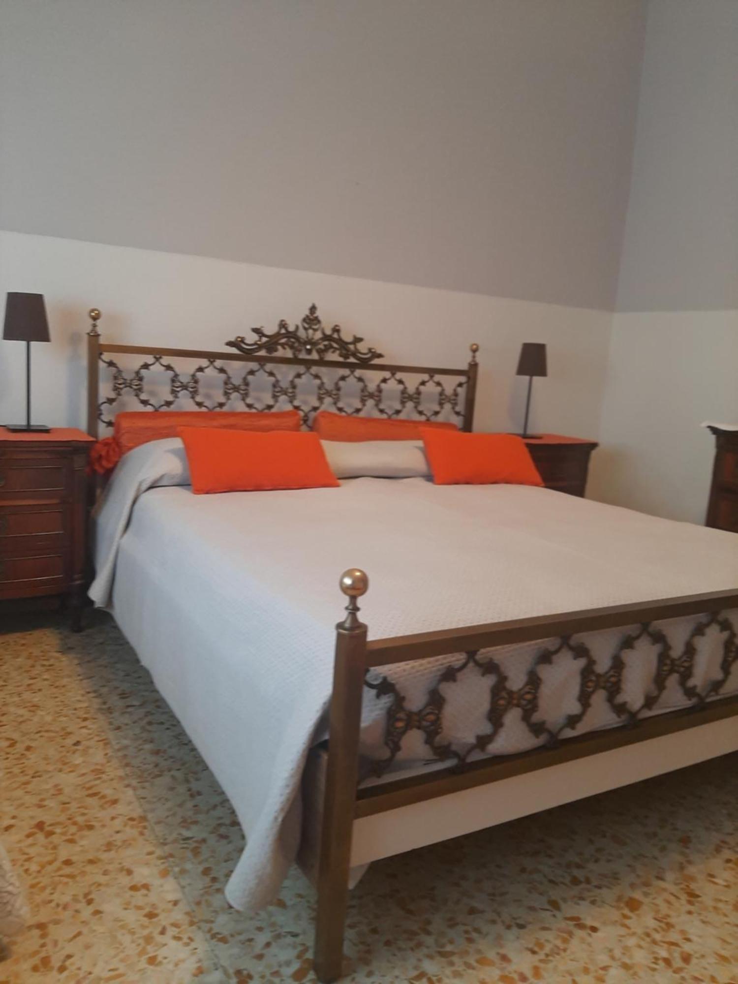 Travellers Lodge Bed & Rooms Тревизо Екстериор снимка
