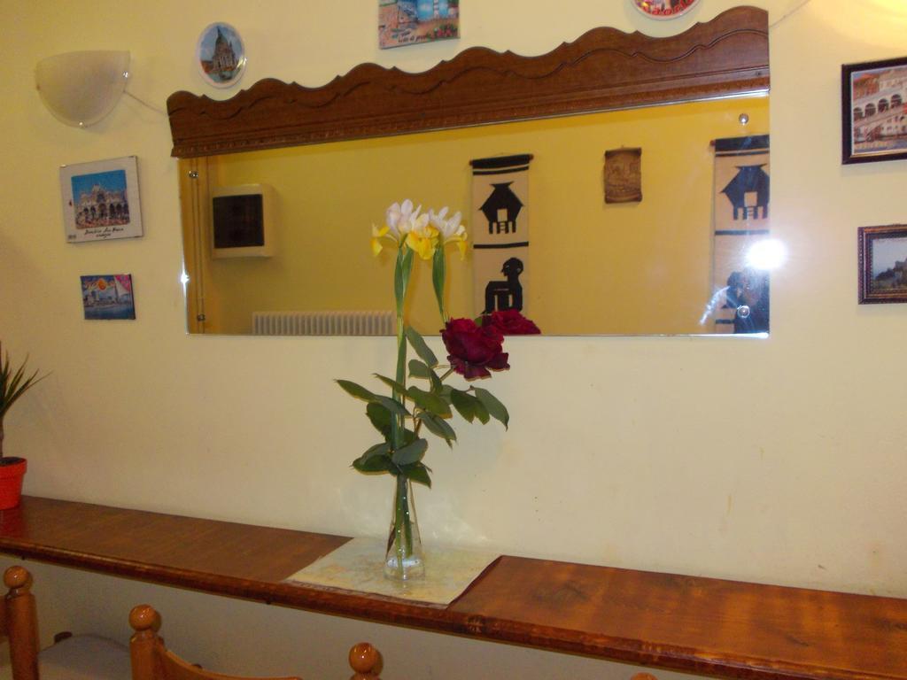 Travellers Lodge Bed & Rooms Тревизо Екстериор снимка