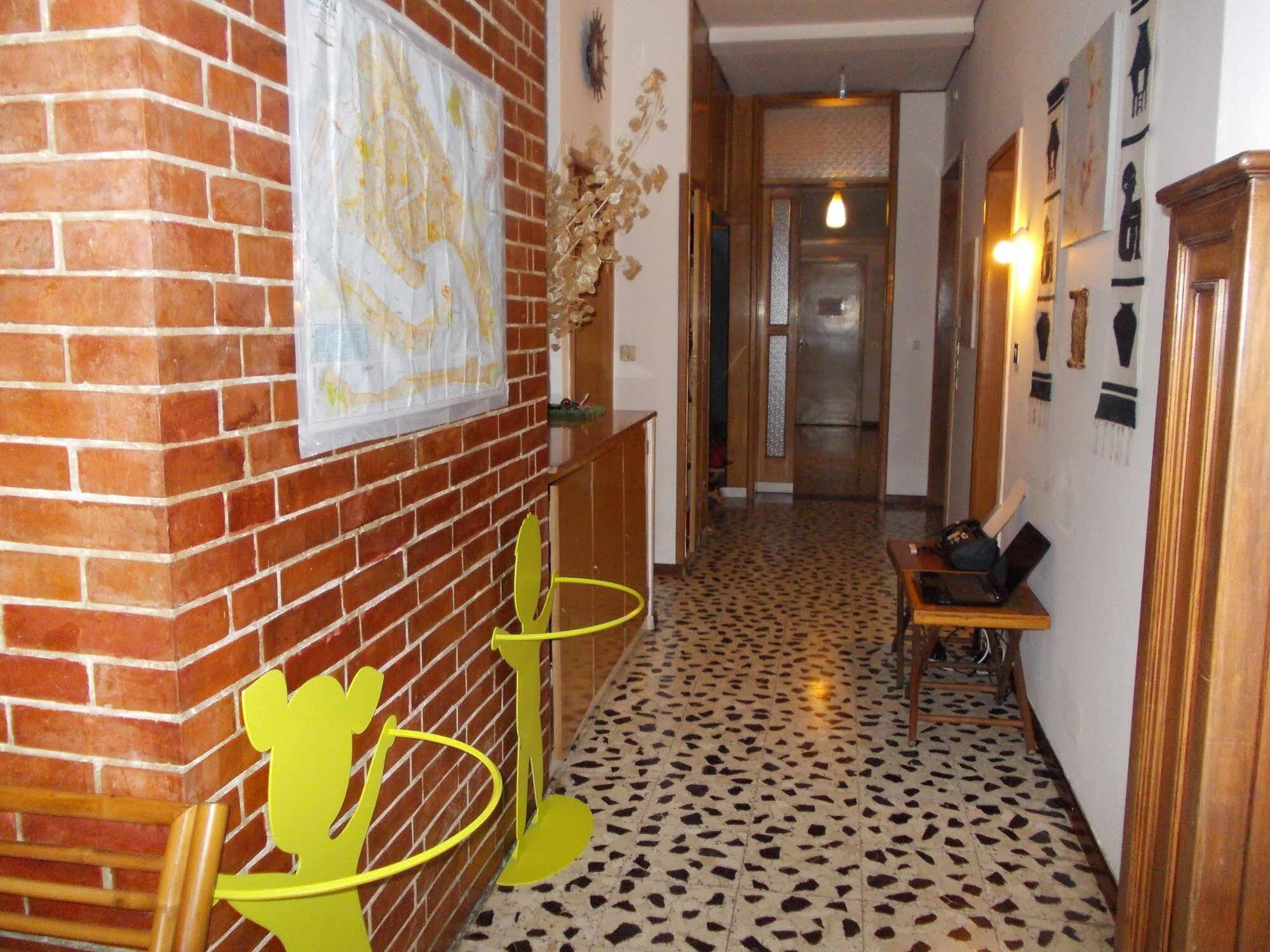 Travellers Lodge Bed & Rooms Тревизо Екстериор снимка